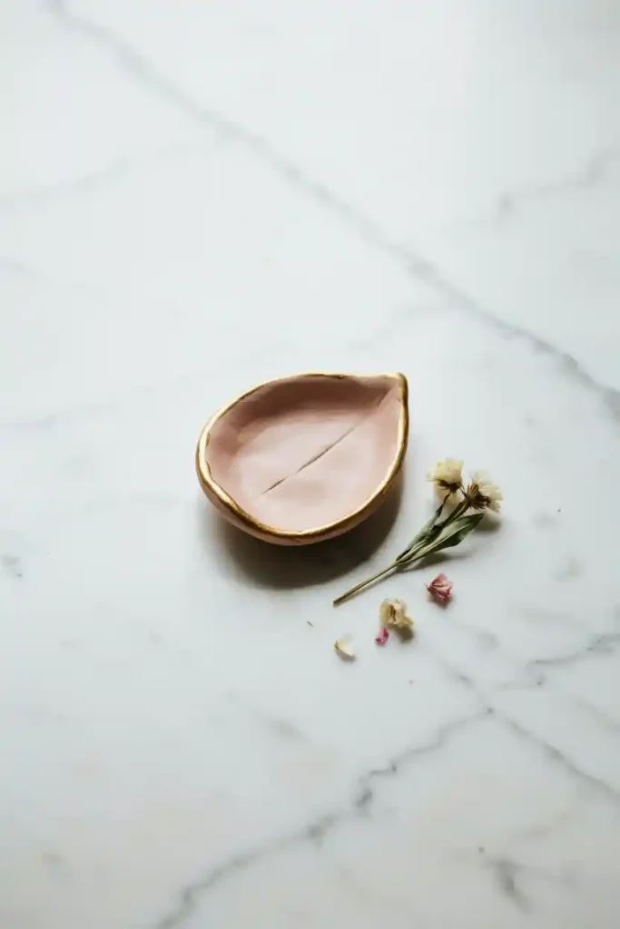 16 Handmade Gift Ideas 5 Clay Trinket Dish